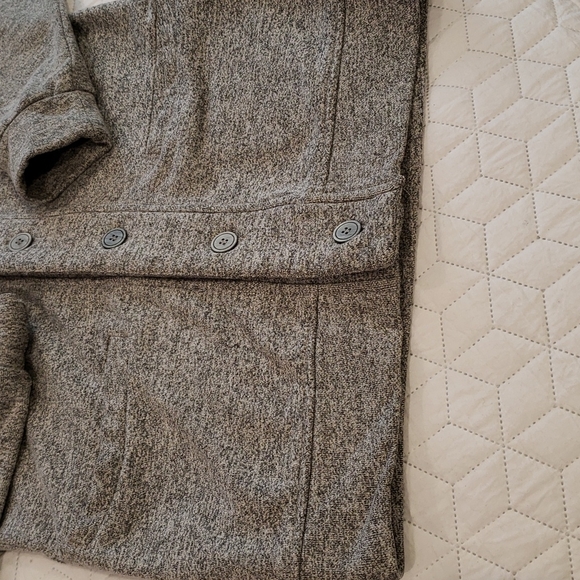 Hand-made grey cardigan blazer, sweater - Picture 5 of 8